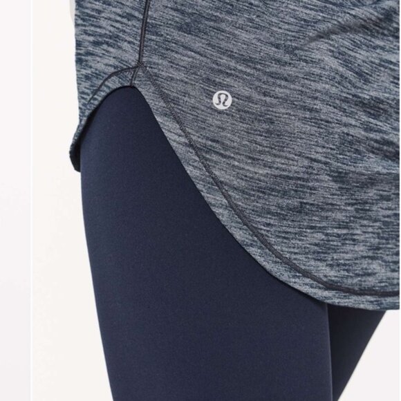 Lululemon Raise The Barre Tank Low Back Workout Tank Top With Sports Bra Size 6 - Picture 5 of 16